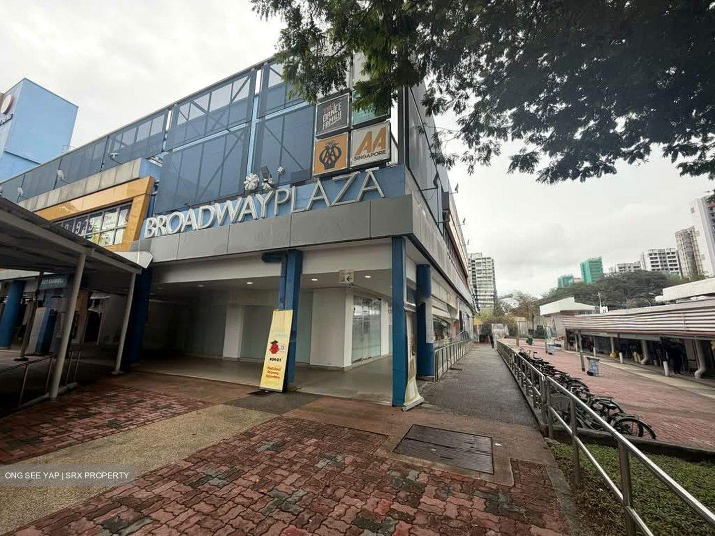Broadway Cinema (D20), Retail #557168491